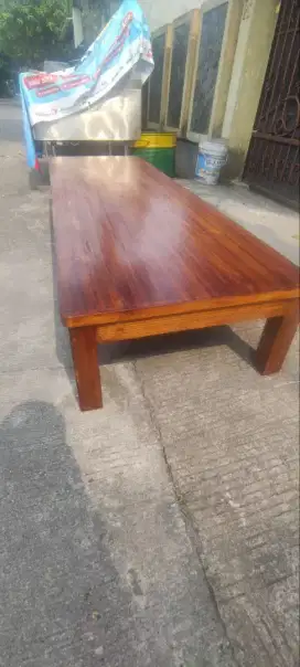 Meja makan lesehan kayu jati
