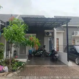 DISEWAKAN RUMAH CLUSTER TAHUNAN