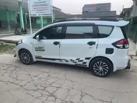 ertiga gx 2012 butuh cepat