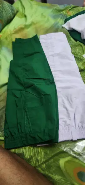 Jual Celana SD putih dan hijau