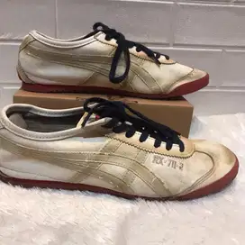 Onitsuka Tiger X Gundam Store (Stritch-G)