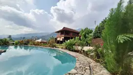 Villa 2Lt. bangunan Full Kayu bonus Kolam Renang & Full Furnish