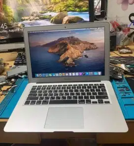 Terima Jual Beli Macbook baru second Pro Air Retina Touchbar/Non M1 M2