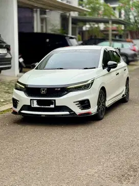 km rendah City RS hatchback 2022/2023 putih dp 5jt cash kredit murah