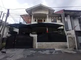 Rumah terawat siap huni di turangga buahbatu bandung