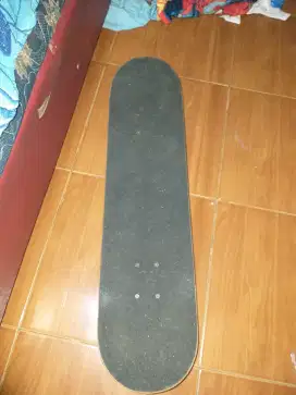 SKATEBOARD BEKAS