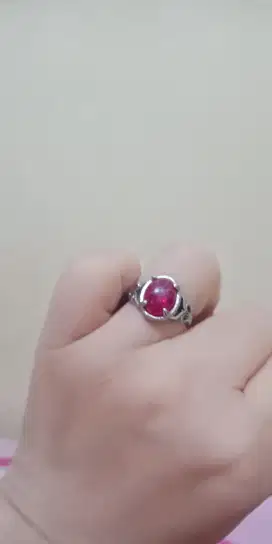 Cincin Batu Ruby