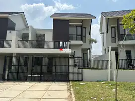 DIJUAL RUMAH BARU ADA KOLAM RENANG PRIBADI CITRAGRAND CITY