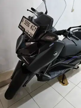 YAMAHA NEW XMAX CONNECTED ABS 2024 KM 4RB MULUS KAYA BARU