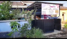 Tutor Bimbingan Belajar (Bimbel) Naadhira