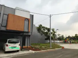 Dijual/ takeover Villa Rizki Insaani Boulevard selangkah masjid