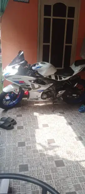 Jual motor gsx R