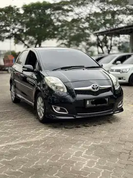 (Cash) Yaris S limited matic 2010 hitam Termurah dp 5jt kredit