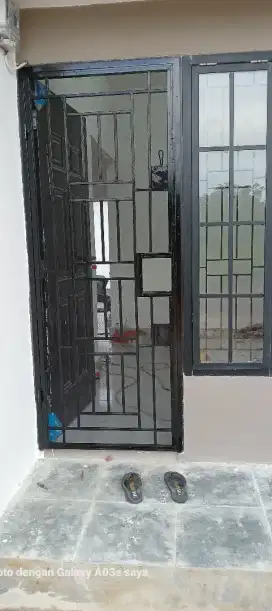 Teralis pintu minimalis
