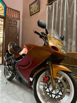 Kawasaki ninja rr 2007 rare orange