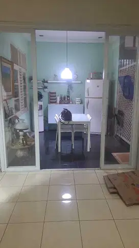 Jual cepat rumah di sek 5,Bintaro Jaya , dengan minim renove