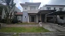 Dijual Rumah Super Strategis di Bintaro sektor 9