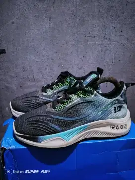 edisi buat jajan!!! pacar jual sepatu runing