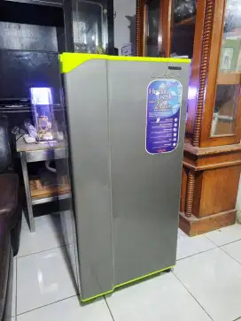 KULKAS TOSHIBA ORI MULUS