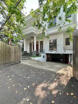 Rumah Di Jl. Wijaya Raya, Mampang Prapatan, Jakarta Selatan