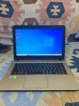 Laptop Asus X441U