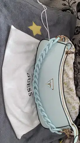 Guess corina top zip shoulder bag