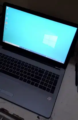 Laptop HP 15-bs031wm 15.6 inch core i3 gen 7