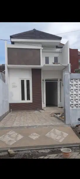 Rumah cantik DP minim Rungkut