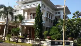 Rumah Mewah Fully Furnished Disewakan I Bale Agung Residence