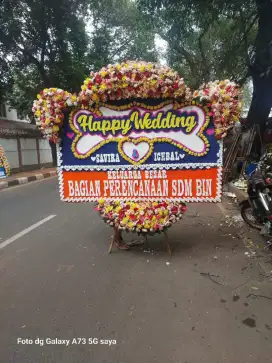 Karangan Bunga Papan Sukses