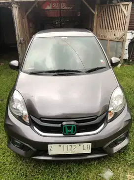 Honda brio km rendah