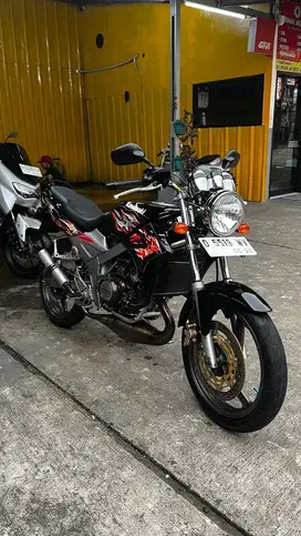 Kawasaki Ninja R 2008 Striping Api (Rare)