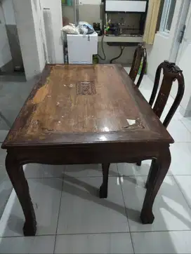 Dijual Murah! Meja Makan Kayu Jati + 2 Kursi – Hanya 700 Ribu!