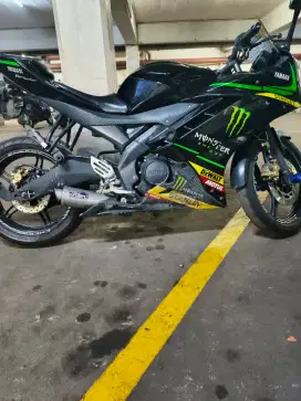 Yamaha R15 tahun 2015