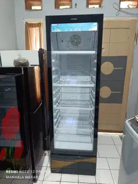 Polytron show case 5 tahap 280 liter like new 90%