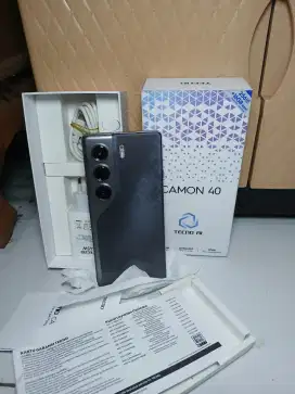 Tecno camon 40 8/256 like neww