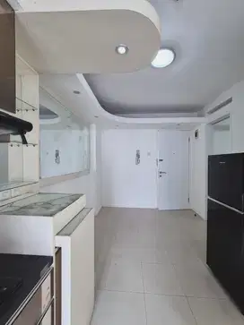 Jual murah banget 2BR apartemen bassura city semi furnished