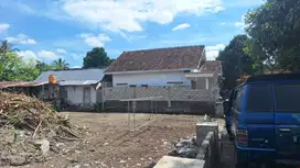Tanah bagus kavling paling depan di jl kaliuran km 16 barat kampus uii
