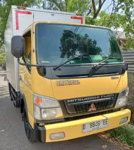 MITSUBISHI CANTER ENGKEL BOX 2013