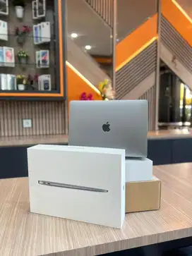 macbook air m1 256 gray
