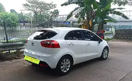 Kia Rio matik dp minim 2012