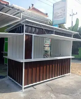 Booth container rombong kekinian