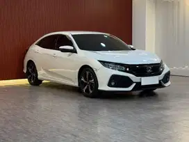Honda Civic Hatchback E 1.5 AT Tahun 2019