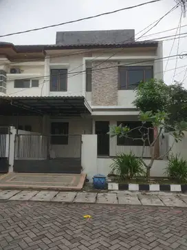 Rumah pandugo YKP rungkut bagus 2 lantai