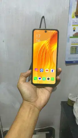 Infinix Hot 12 ram 6+3/128 Hp dan Cass