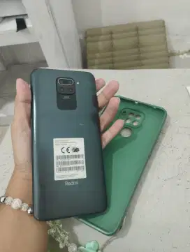 REDMIE NOTE 9 RAM 6 PEMAKAIAN CEWEK NO MINUS NORMAL BATRE AWET