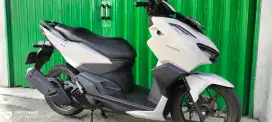 Putih doof maate th 2024 Honda Vario CBS 160cc