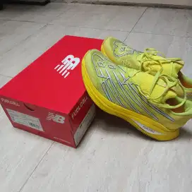 New Balance Elite
