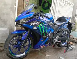 Dijual Yamaha yzf r25 2016