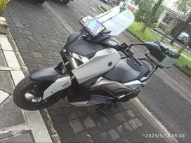 DIJUAL YAMAHA XMAX CONNECTED 250 - TAHUN 2023